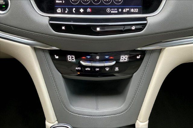Used 2021 Cadillac XT5 Premium Luxury FWD image 17