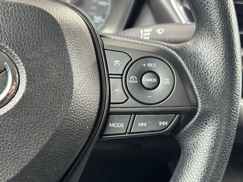 Used 2024 Toyota Corolla LE FWD image 30