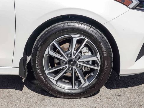 Used 2023 Kia Forte LXS image 10