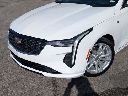 Used 2023 Cadillac CT4 Luxury w/ Sun And Sound Package image 13