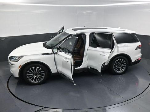 Used 2023 Lincoln Aviator Reserve w/ Equipment Group 201A image 27