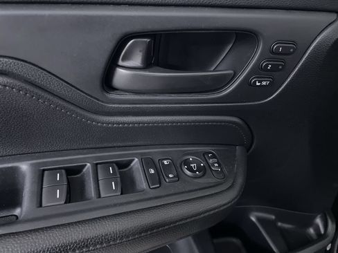 Used 2023 Honda Odyssey Sport image 11