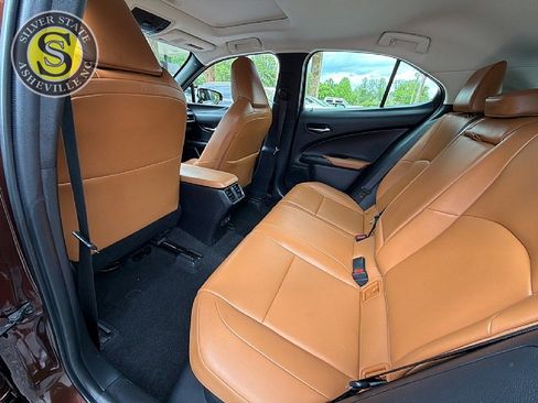 Used 2020 Lexus UX 250h w/ Premium Package AWD/4WD image 13