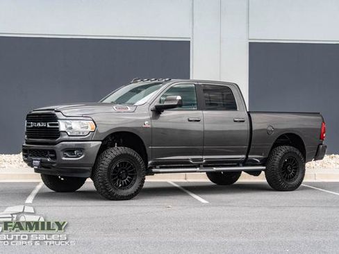 Used 2021 RAM 2500 Big Horn w/ Level B Equipment Group AWD/4WD image 2