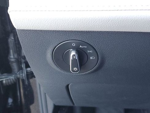 New 2026 Volkswagen Taos S image 25