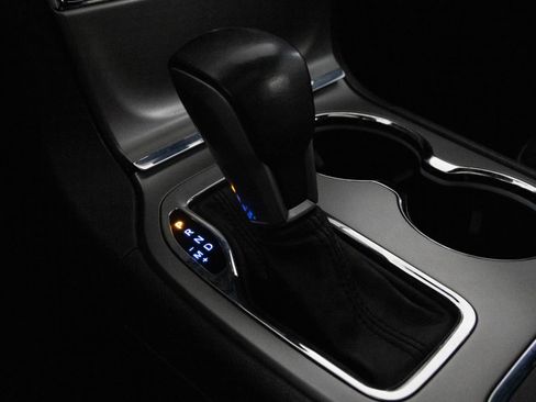 Used 2020 Jeep Grand Cherokee Limited image 26