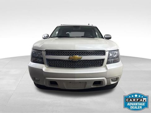 Used 2013 Chevrolet Avalanche LTZ AWD/4WD image 2