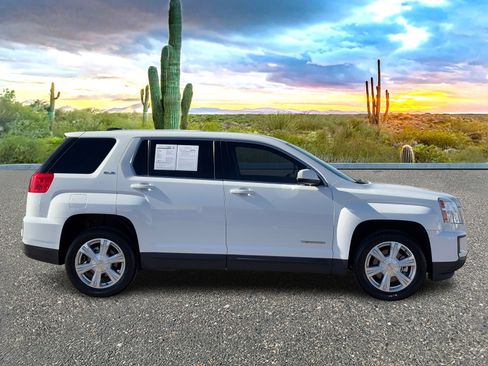 Used 2017 GMC Terrain SLE image 6