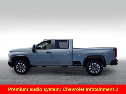 Used 2024 Chevrolet Silverado 2500 Custom w/ LPO, Dark Essentials Package AWD/4WD image 5