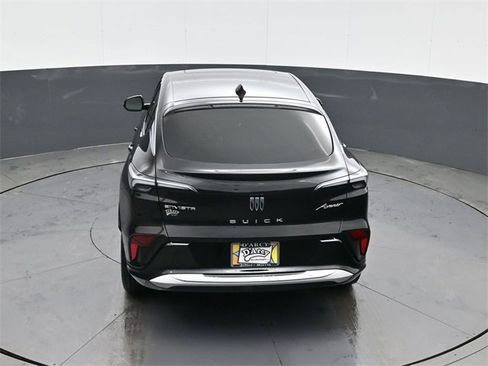 Certified 2024 Buick Envista Avenir image 18