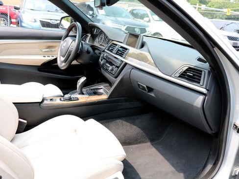 Used 2016 BMW 428i Convertible image 40