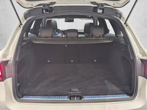 Certified 2022 Mercedes-Benz GLC 300 4MATIC image 6