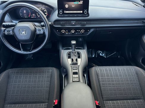 Used 2025 Honda HR-V Sport image 16