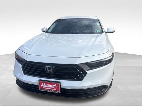 Used 2023 Honda Accord LX image 4