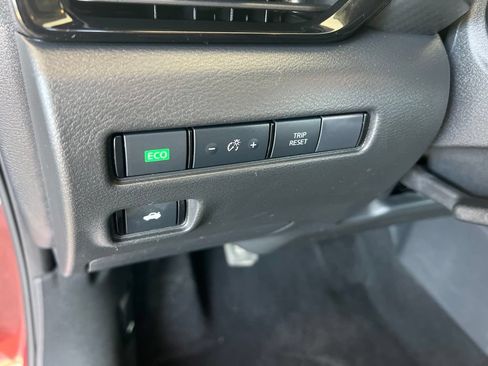 Certified 2024 Nissan Sentra SV w/ All-Weather Package FWD image 42