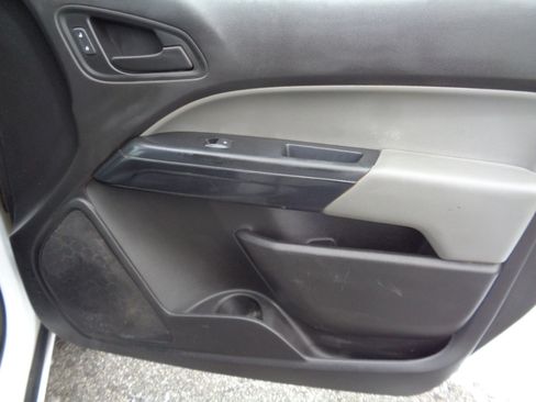 Used 2018 Chevrolet Colorado W/T w/ WT Convenience Package image 24