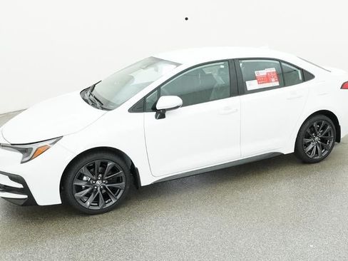 New 2026 Toyota Corolla SE FWD image 2