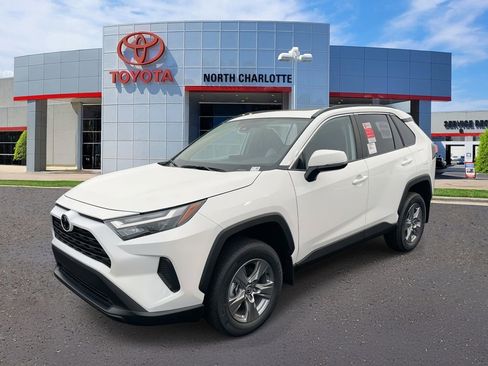 New 2025 Toyota RAV4 XLE image 5