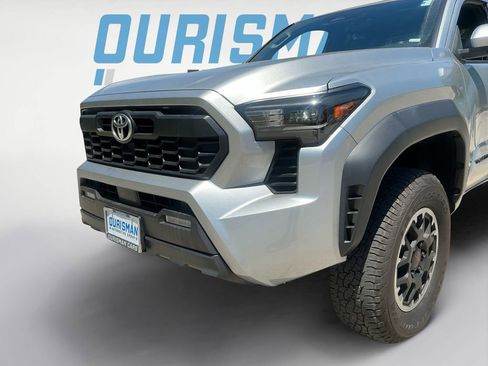 Used 2024 Toyota Tacoma TRD Off-Road AWD/4WD image 22