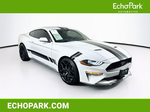 Used 2019 Ford Mustang Coupe RWD image 1