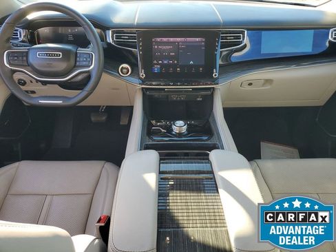 Used 2022 Jeep Wagoneer Series II image 25