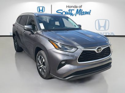 Used 2021 Toyota Highlander XLE