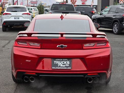 Used 2017 Chevrolet Camaro SS image 4