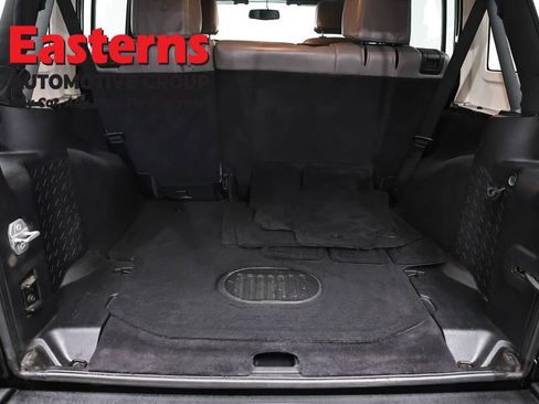 Used 2016 Jeep Wrangler Unlimited Sport w/ Quick Order Package 24S AWD/4WD image 9