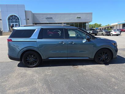 Used 2024 Kia Carnival SX Prestige