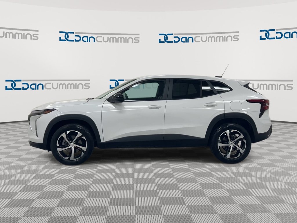 Used 2024 Chevrolet Trax RS w/ Driver Confidence Package FWD image 5