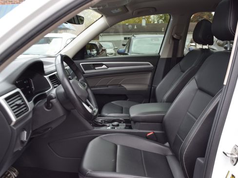 Used 2022 Volkswagen Atlas SEL R-Line image 21