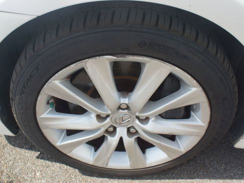 Used 2016 Lexus IS 200t RWD image 24