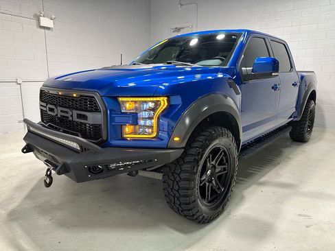 Used 2017 Ford F150 Raptor w/ Equipment Group 802A Luxury image 20