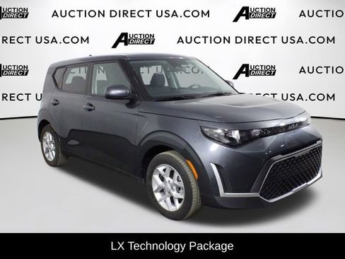 Used 2024 Kia Soul LX w/ Option Group 015 image 2