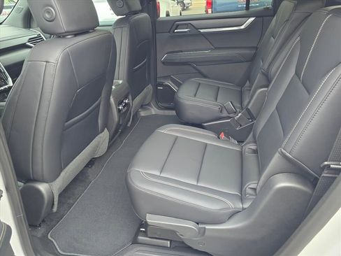 New 2026 GMC Acadia Elevation w/ Black Edition image 5