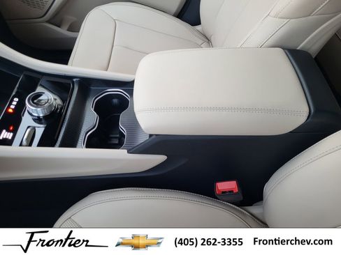 New 2025 Jeep Grand Cherokee Limited w/ Luxury Tech Group II image 24