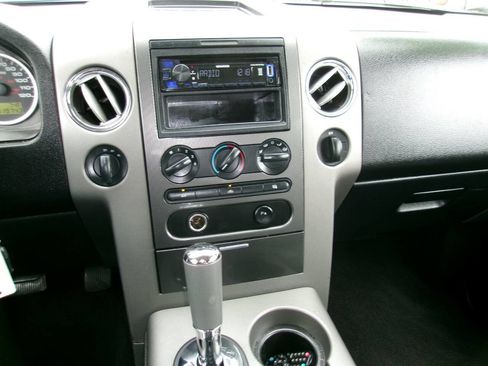 Used 2005 Ford F150 FX4 image 16