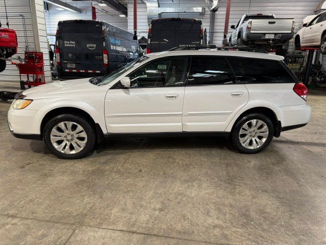 Used 2009 Subaru Outback 2.5i Limited AWD/4WD image 35