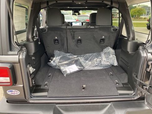 New 2025 Jeep Wrangler Sport S image 23