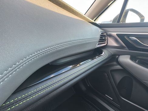 Used 2025 Subaru Outback Onyx Edition XT w/ Popular Package #2 image 15