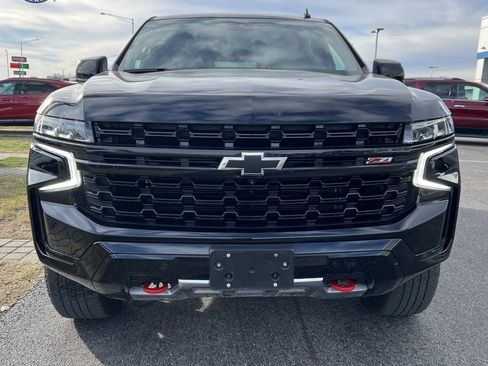 Used 2024 Chevrolet Tahoe Z71 w/ Luxury Package image 3