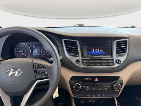 Used 2017 Hyundai Tucson SE w/ SE Popular Package 02 FWD image 12