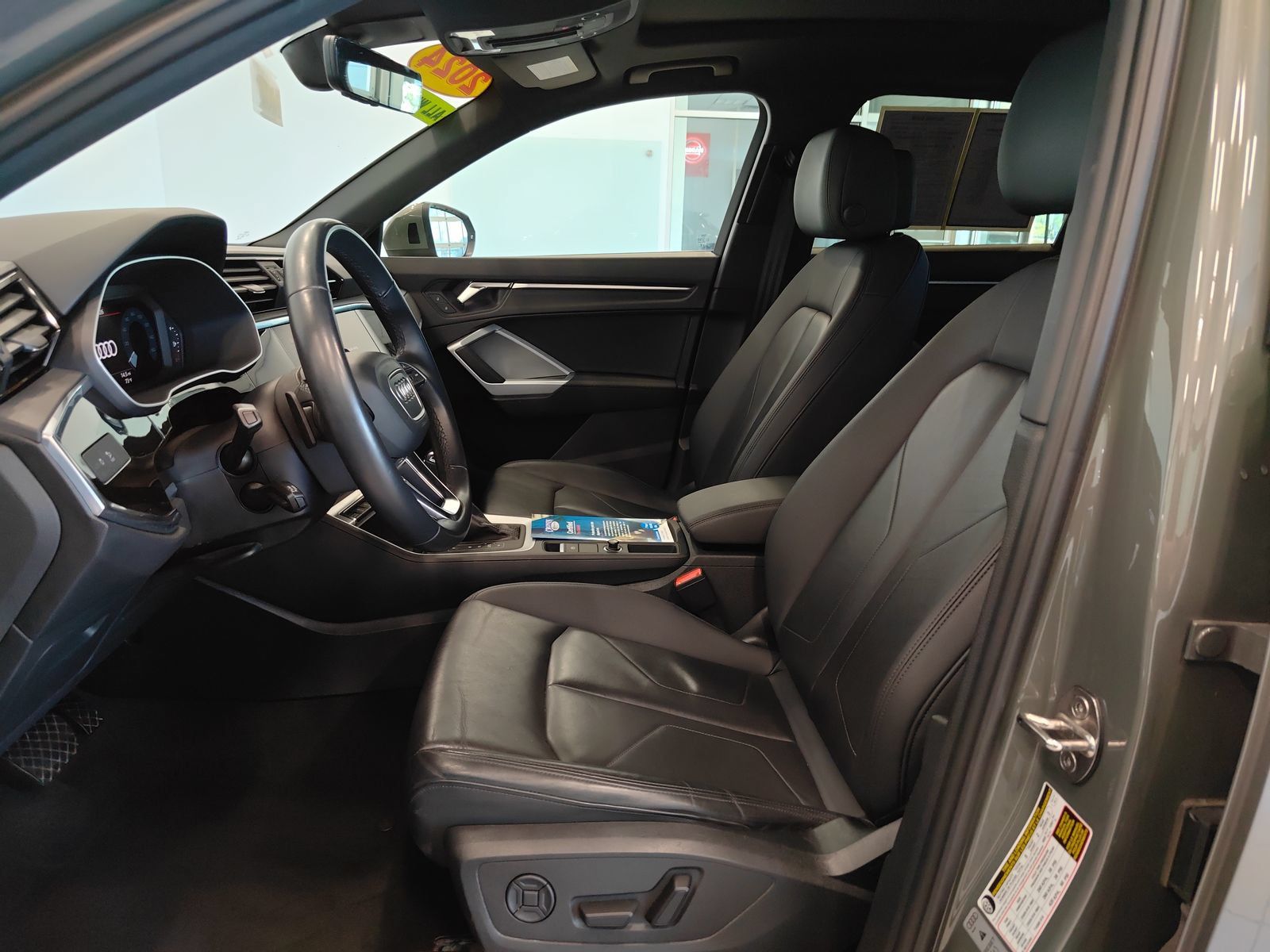 Used 2024 Audi Q3 2.0T Premium AWD/4WD image 12