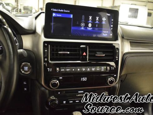Used 2022 Lexus GX 460 Premium w/ Premium Plus Package AWD/4WD image 23