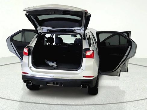 Used 2019 Chevrolet Equinox Premier AWD/4WD image 11