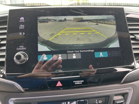 Certified 2023 Honda Passport TrailSport image 24