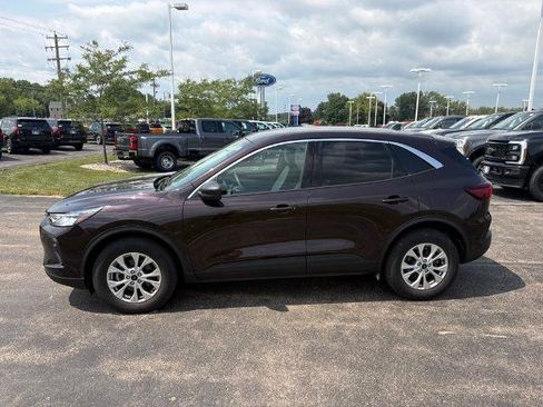 Certified 2023 Ford Escape Active AWD/4WD image 5