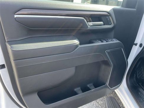 Used 2024 Chevrolet Silverado 2500 LT image 16