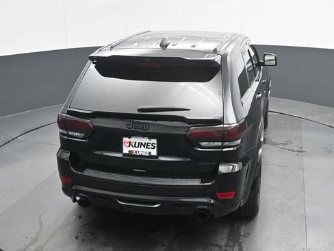 Used 2020 Jeep Grand Cherokee SRT w/ Trailer Tow Group IV AWD/4WD image 34