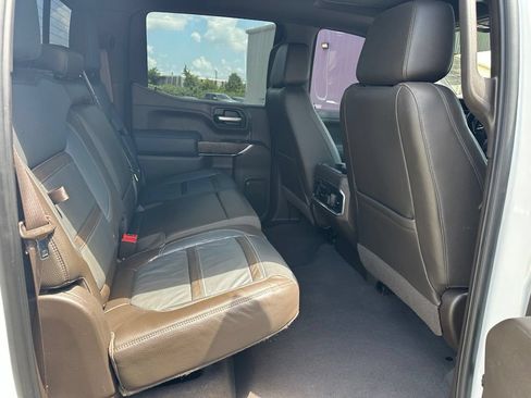 Used 2021 GMC Sierra 1500 Denali w/ Denali Ultimate Package AWD/4WD image 34